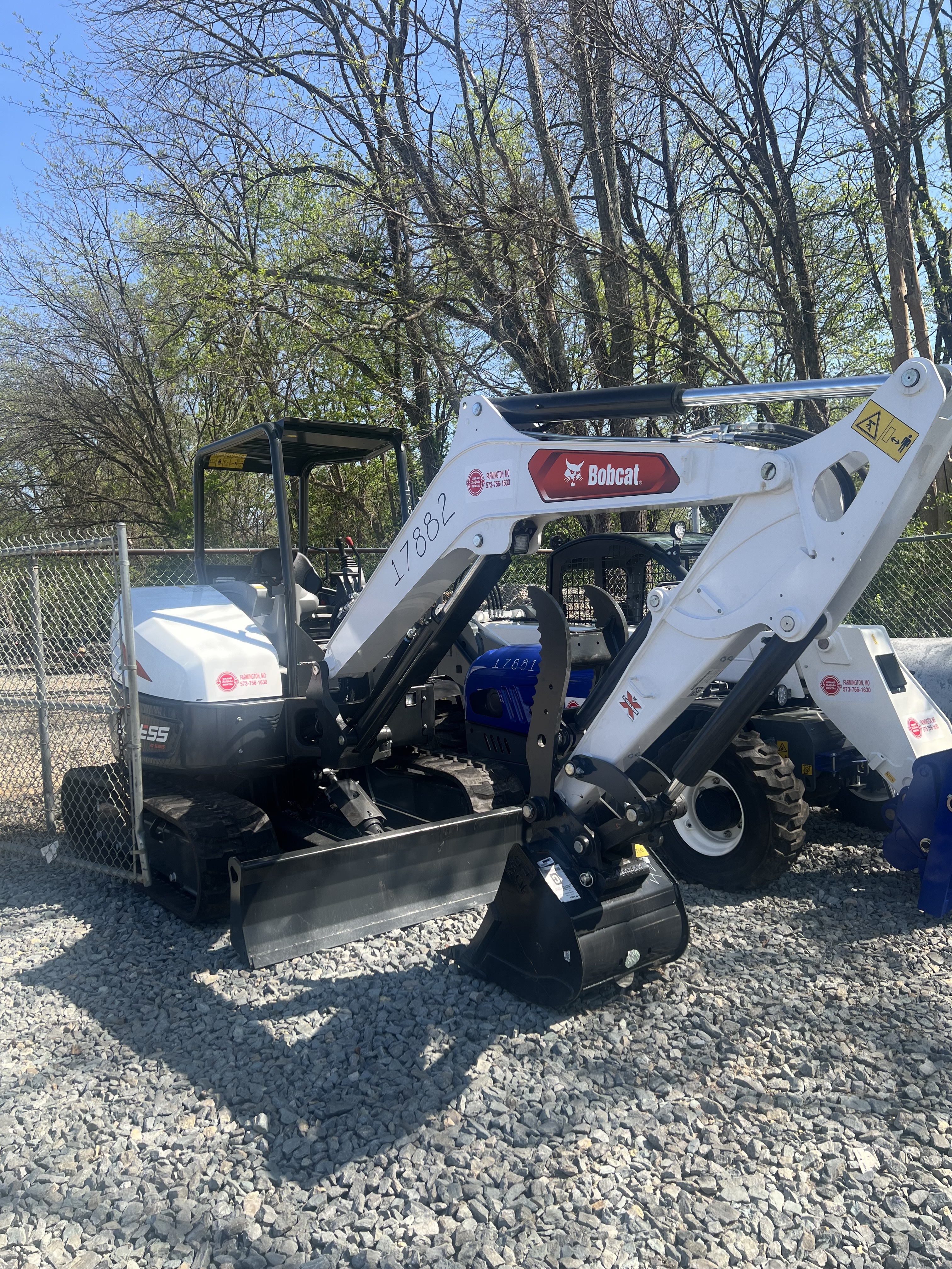 Bobcat E35 - Easy Way To Dig! 