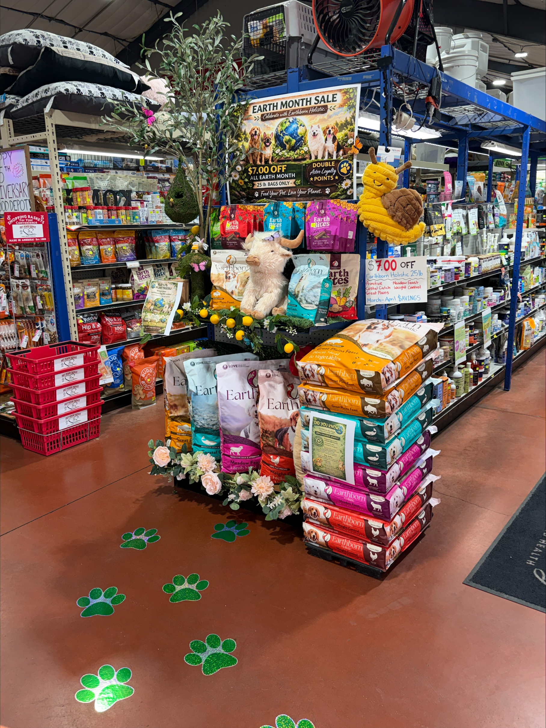 Celebrate Earth Day with savings on Earthborn Holistic! As part of our Earth Day Endcap Display Contest, we’re featuring these eco-conscious pet foods with a $7.00 OFF sale on large bags.